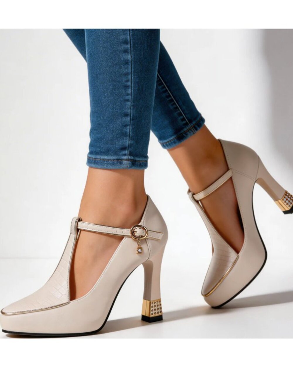 Blake Hampton Vivienne Vixen White T Strap Heels Size 40 NWT